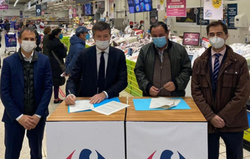 Carrefour firmó el primero de los acuerdos con el sector pesquero para 2021